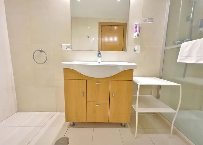 Skol 2a Amazing 2 Bedroom Skol Appartement *