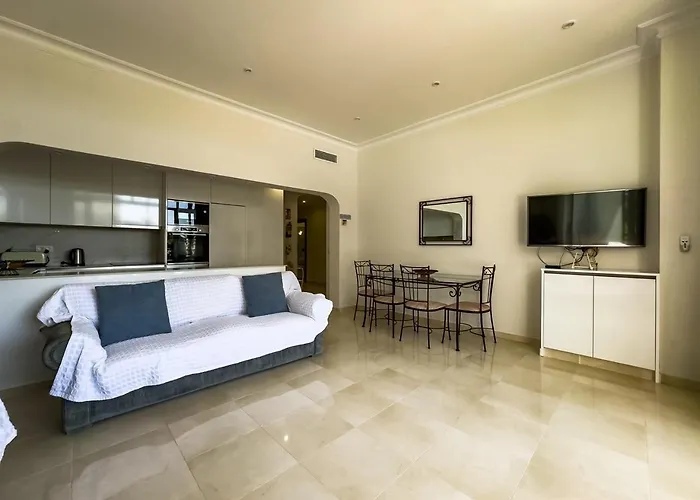 Skol 2a Amazing 2 Bedroom Skol Марбелья