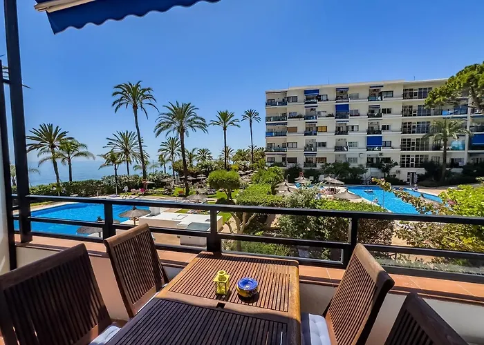 Апартаменти Skol 2a Amazing 2 Bedroom Skol Марбелья